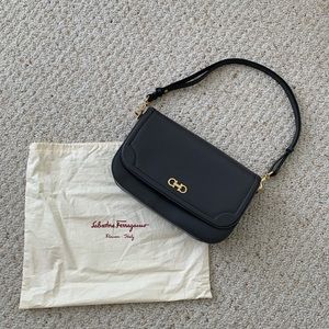 Salvatore Ferragamo shoulder/crossbody handbag.